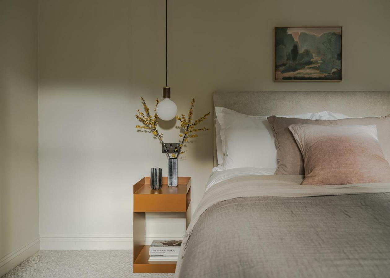 Leighton House - Boutique Guesthouse Bath Luaran gambar A bedroom