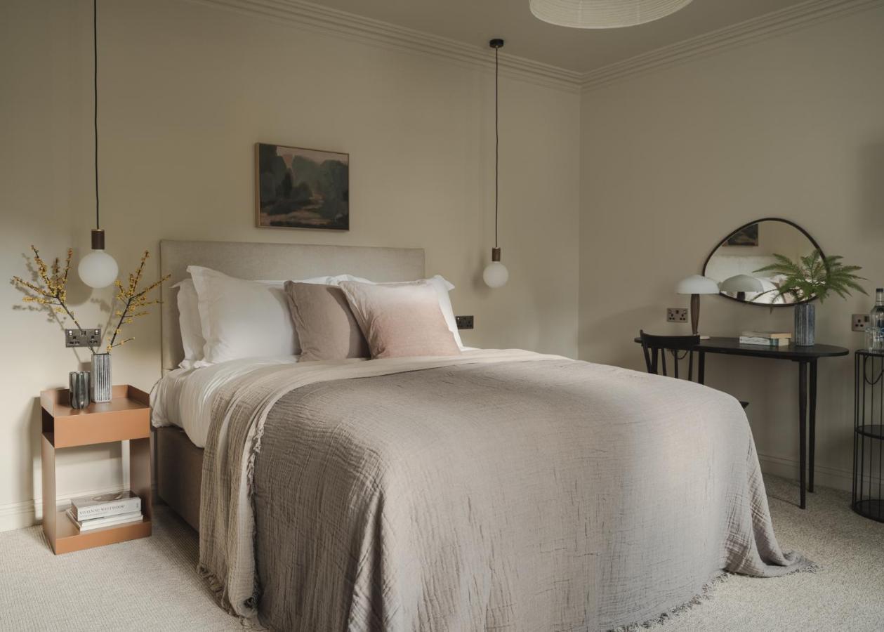Leighton House - Boutique Guesthouse Bath Luaran gambar A bedroom