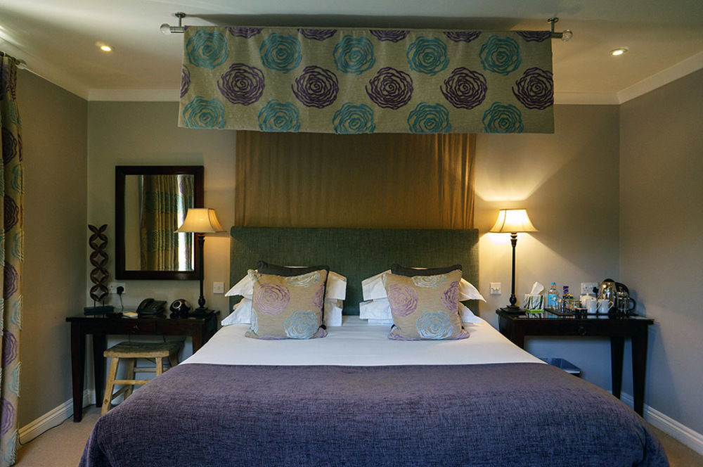 Leighton House - Boutique Guesthouse Bath Luaran gambar A bedroom at the hotel