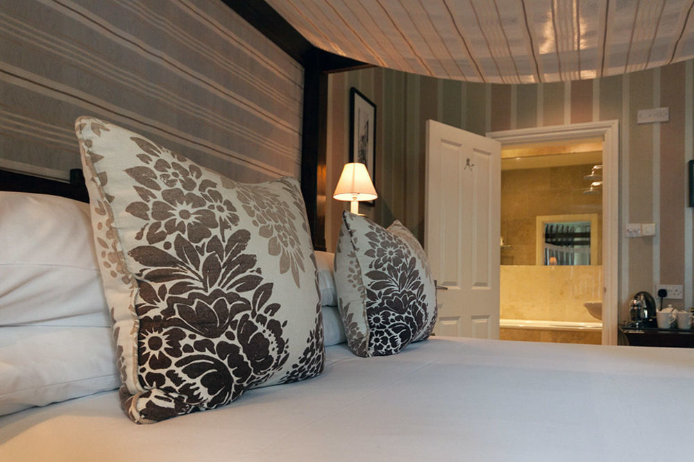 Leighton House - Boutique Guesthouse Bath Luaran gambar A bedroom at the hotel