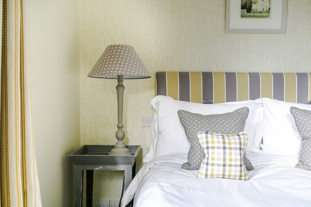 Leighton House - Boutique Guesthouse Bath Luaran gambar A bedroom at The Old Post Office
